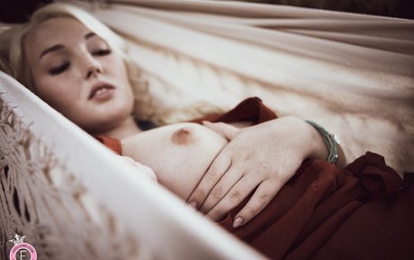 Lovita Fate model nice images