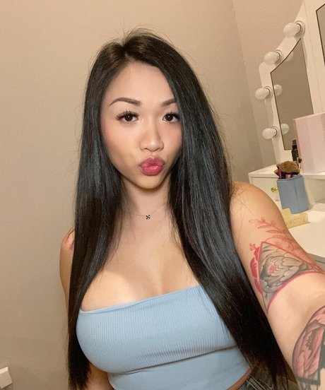 swoleotaku model xxx image