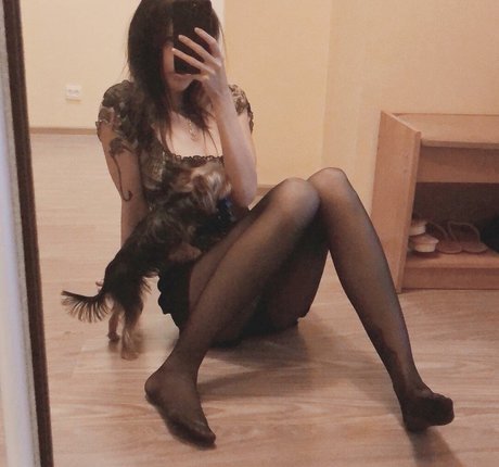 mobyrei exclusive model img