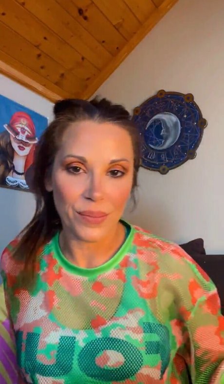 Mickie James free star galleries