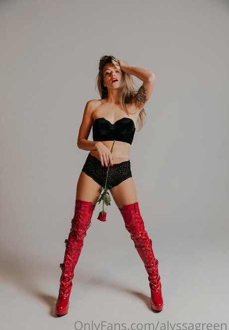 alyssagreen pornstar art pictures