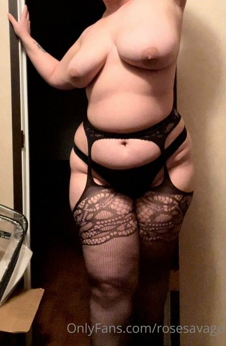 rosesavage nice actress photo