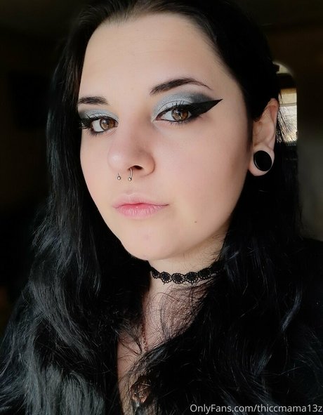 thiccmama13z hot actress photo