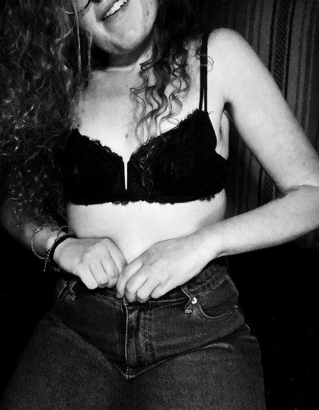 mild0ne sex model gallery