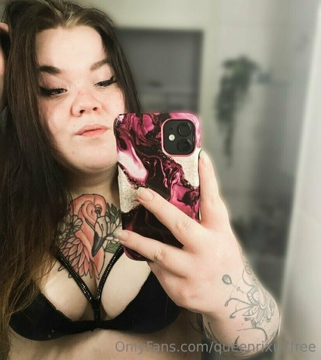 queenrixu7free art actress photos