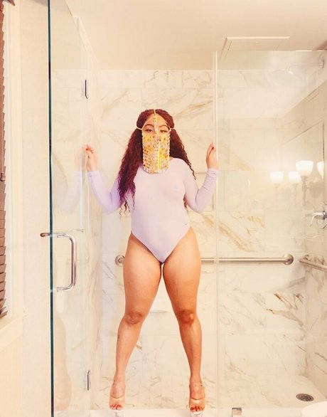 free nofacebae nice model img