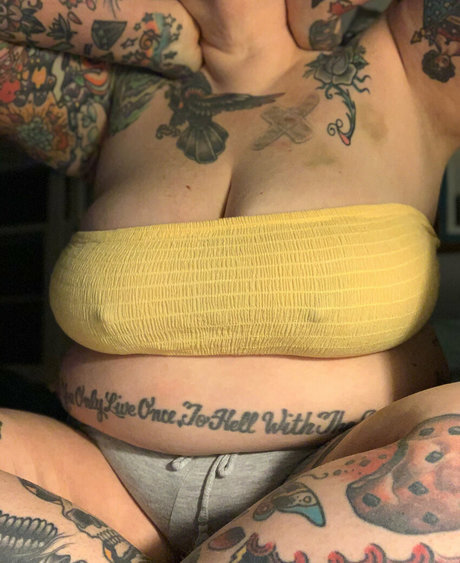 whalecupcake adult star img