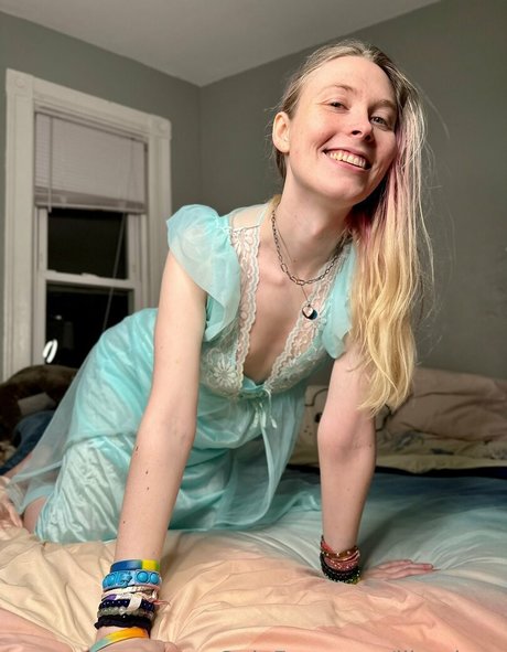 lilymlove pornstar pretty img