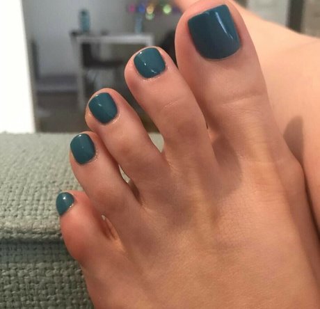 Allison Raskin exclusive pornstar pic