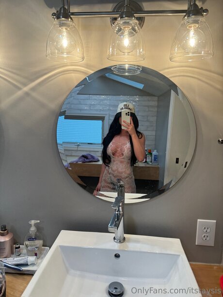 itstaysis high quality pornstar pic