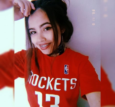 Stefanye Matsuda beautiful model pics