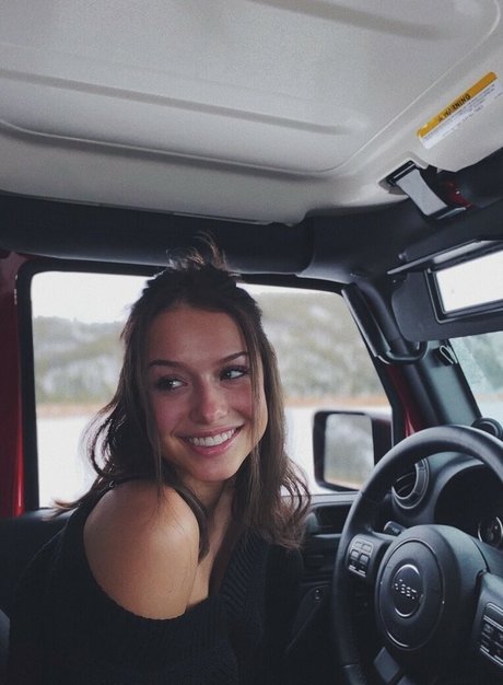 Josie Conely pornstar img