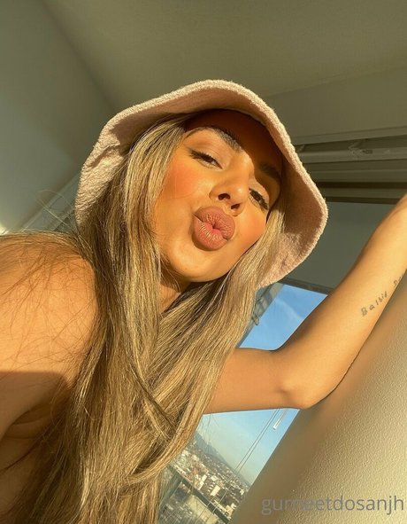 Gurneet Dosanjh model high quality picture