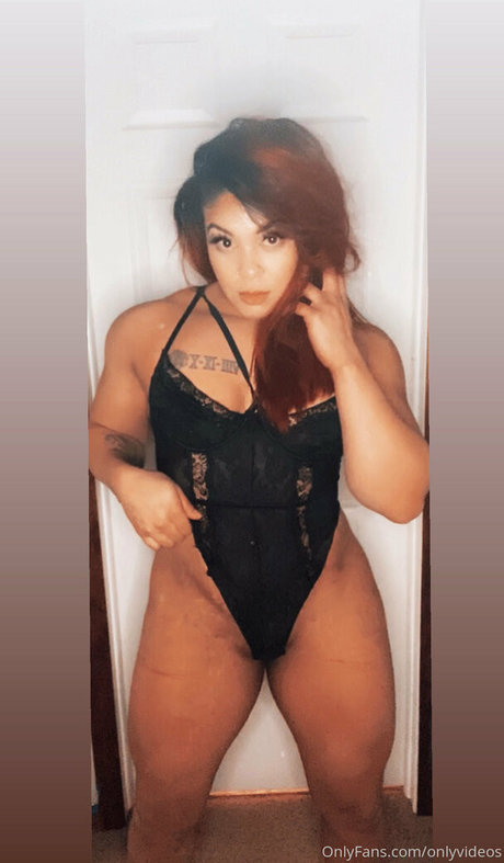 onlyvideos pornographic star image