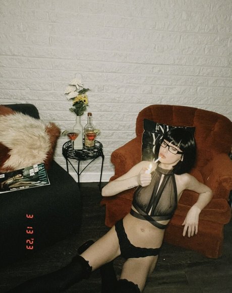 lilr3ds model sex photos