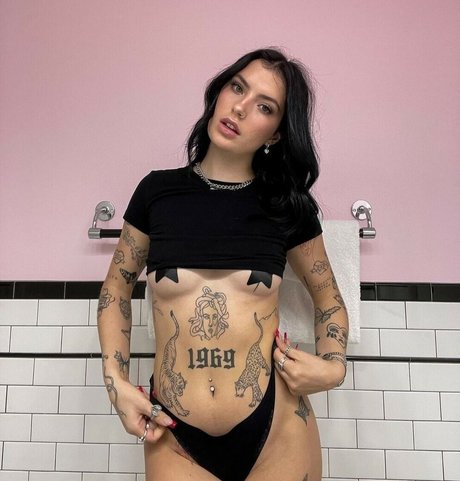 Emilysullivan pornstar erotic photos