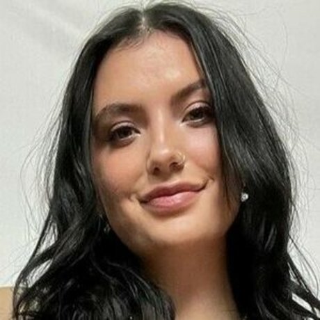 Emilysullivan high quality actress image