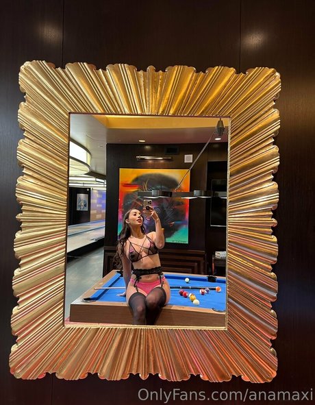 anamaxi pornstar pretty picture