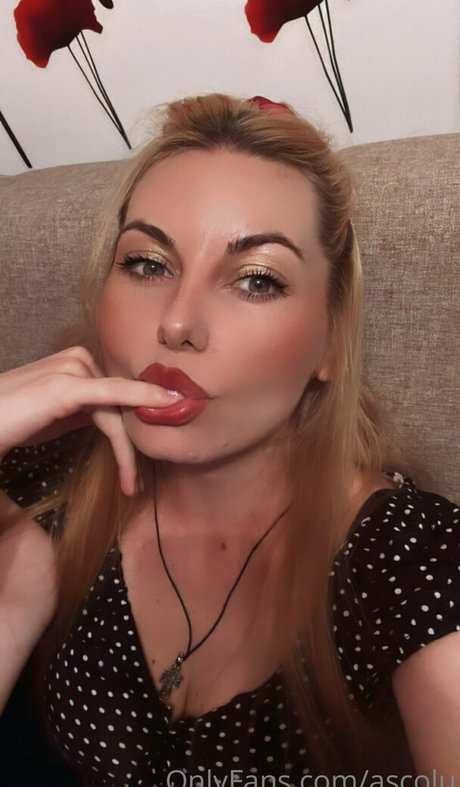 Ascolu NFT xxx star picture