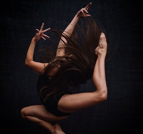 Chloe East star perfect gallery