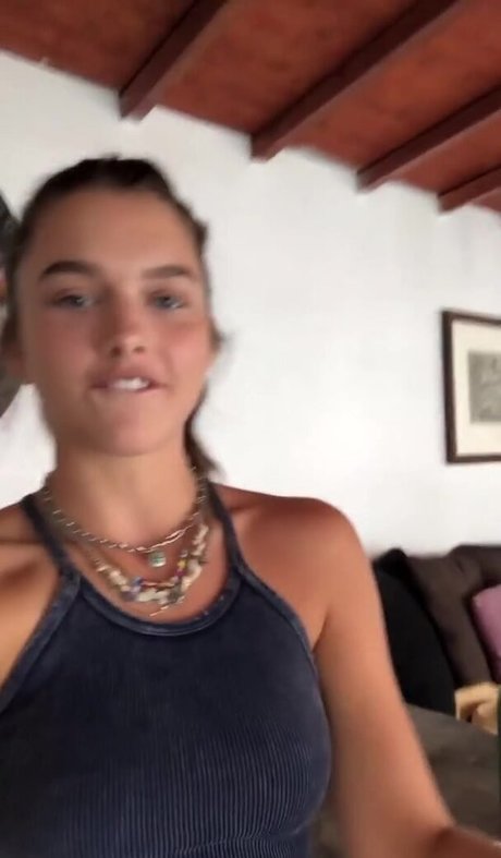 Chloe East star nice photos