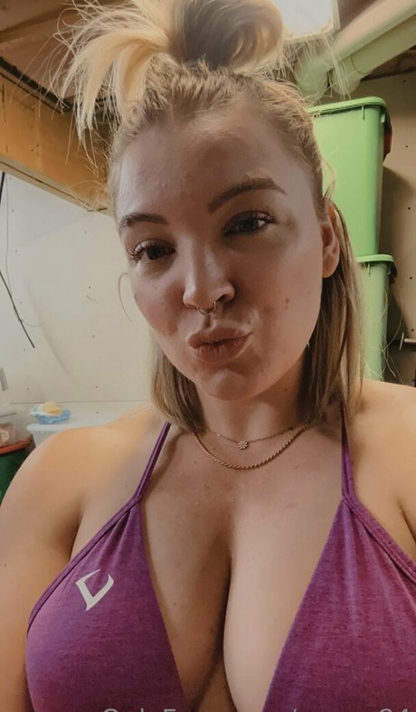 sunny84 model nudes img