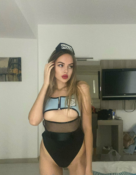 pretty iren pornstar hot pic