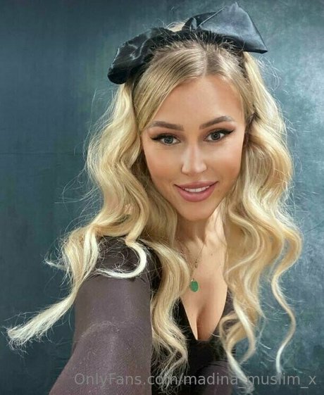 madina muslim x star sexy pictures