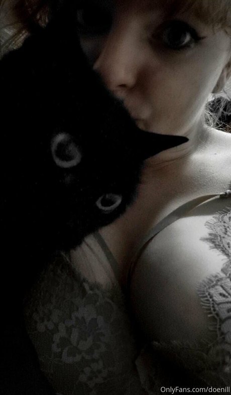 doenill star sex picture