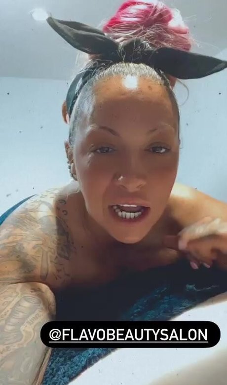 Jodie Marsh model porn photos