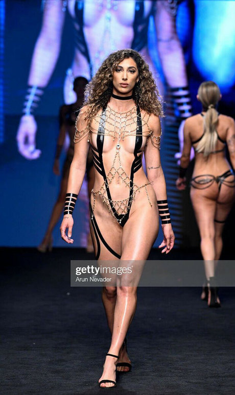 Alexia Balistreri top model photo