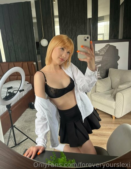 foreveryourslexi model best pictures