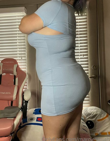 marciestruth perfect star pics