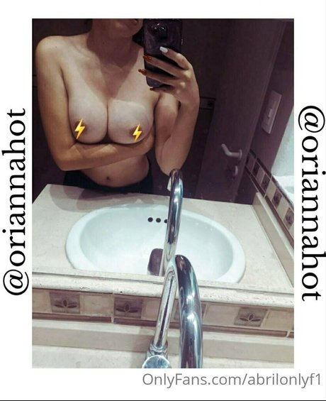 abrilonlyf1 pornstar nude image