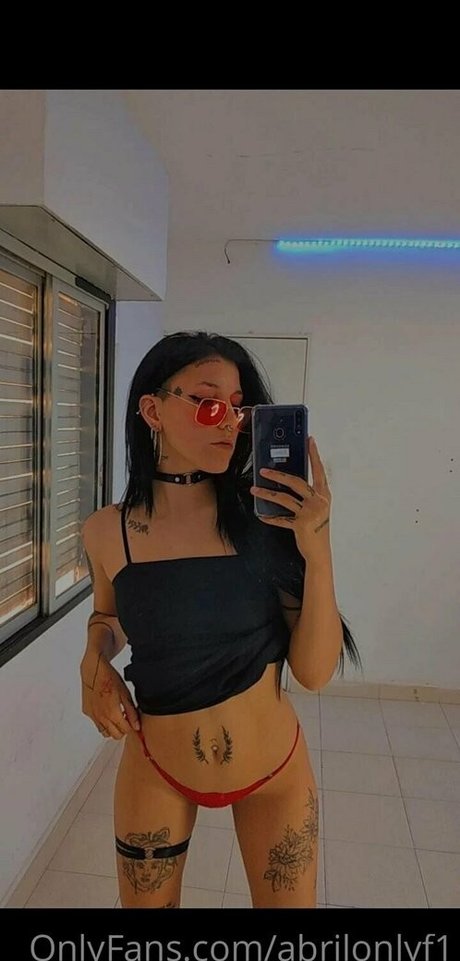 abrilonlyf1 nude model pics