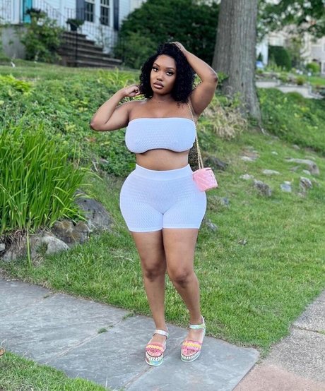 Chawanda Love best pornstar image