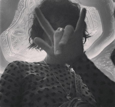 Lauren Bonner nice star picture