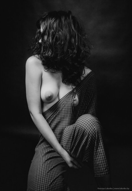 jinadaisy model naked img