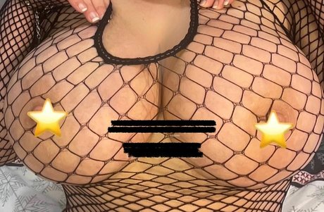 Dounia37 model art pic