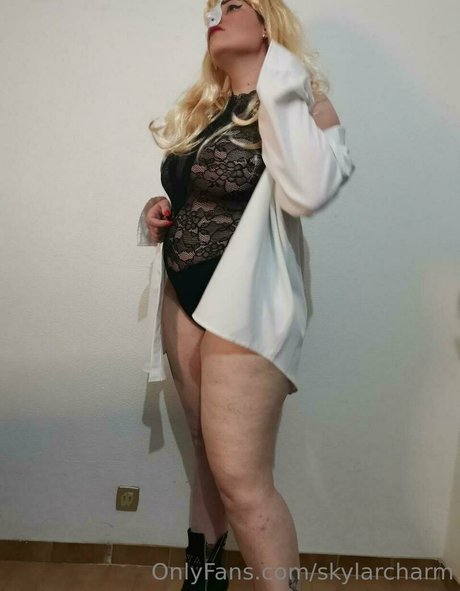 skylarcharm top model pictures