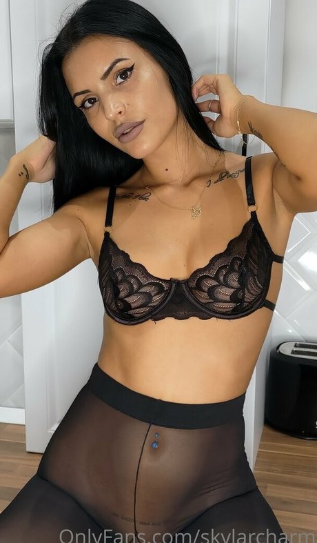 skylarcharm model erotic image