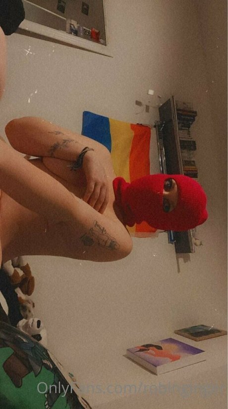 robinginger erotic star picture