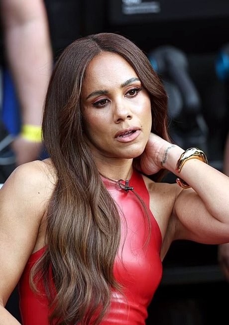 Alex Scott star beautiful images