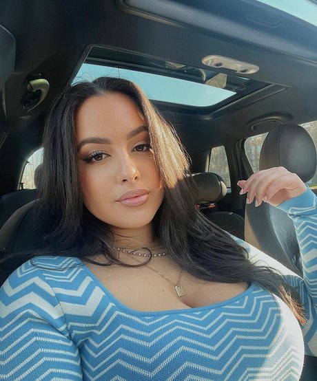 Zina Hadid porn star archive