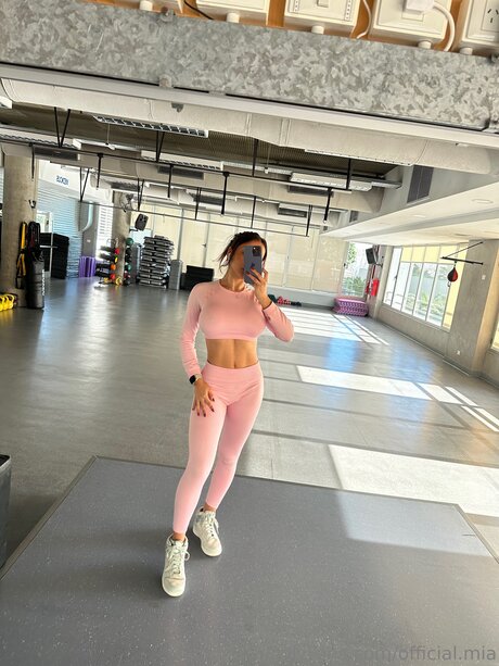 Official Mia model xxx photo