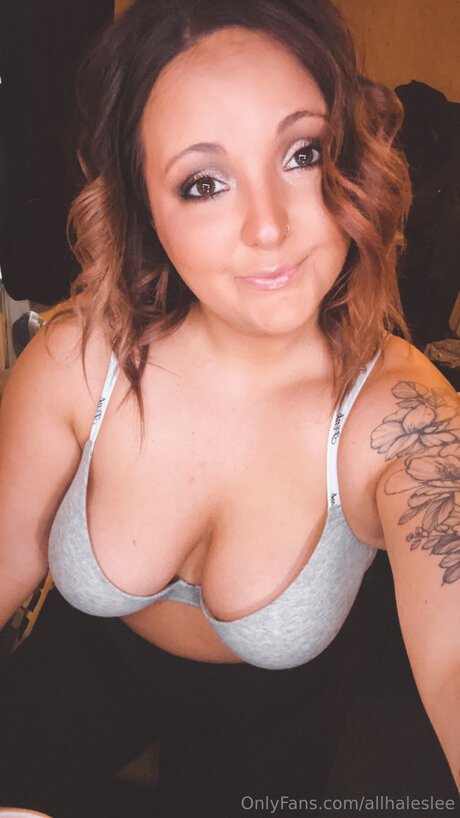 Allhaleslee porn model archive