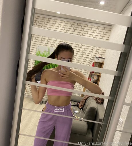 Venusinfurs30 erotic actress picture