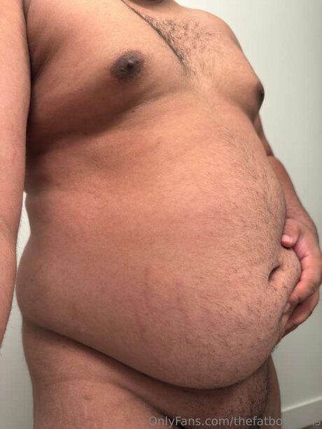 Thefatboygains model pornographic image