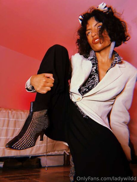 Ladywildd nude actress pics