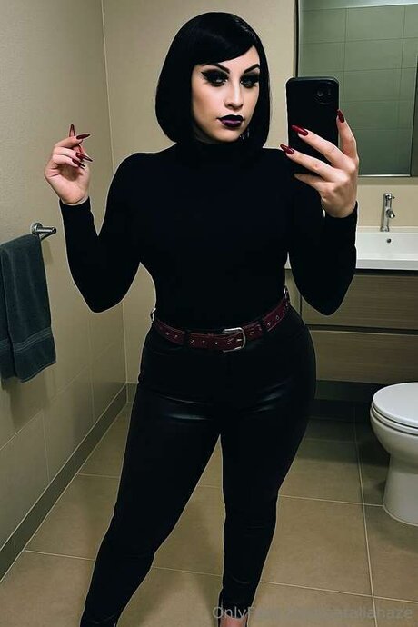 Nataliahaze model pornographic photo